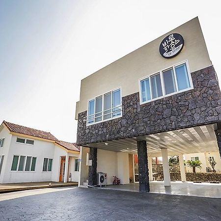 Hotel Be Road House Jeju Esterno foto