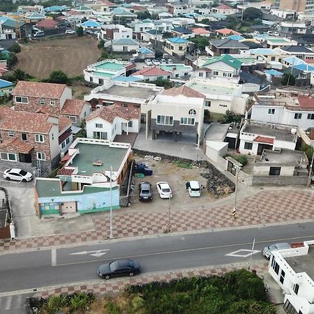Hotel Be Road House Jeju Esterno foto
