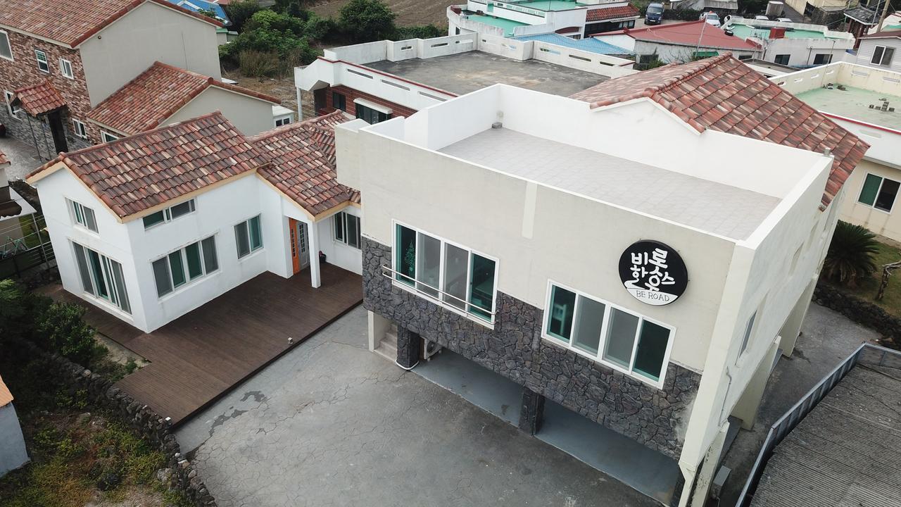 Hotel Be Road House Jeju Esterno foto